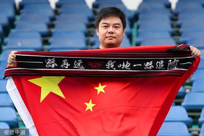 在此之前，《新变种人》已经数次修改剧本并且进行重拍